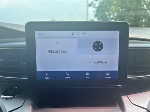 Used 2021 Ford Explorer XLT w/ Equipment Group 202A AWD/4WD image 21