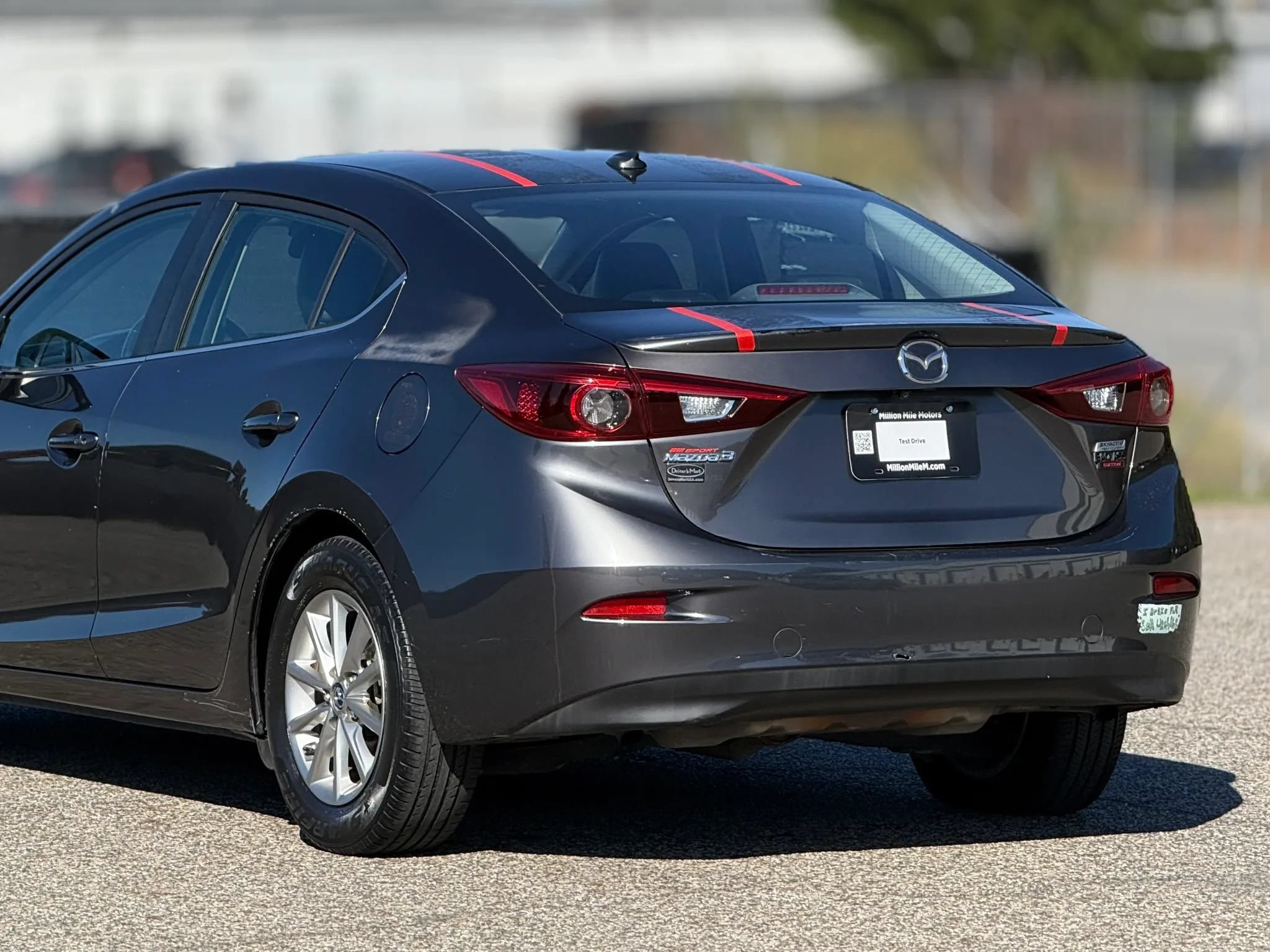 Used 2018 MAZDA MAZDA3 Grand Touring FWD image 16