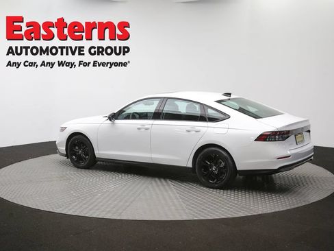 Used 2025 Honda Accord SE image 61