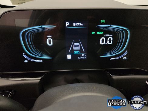 Certified 2024 Kia Niro EX Touring image 23