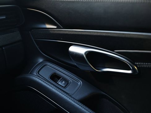 Certified 2019 Porsche 911 Carrera 4S image 39