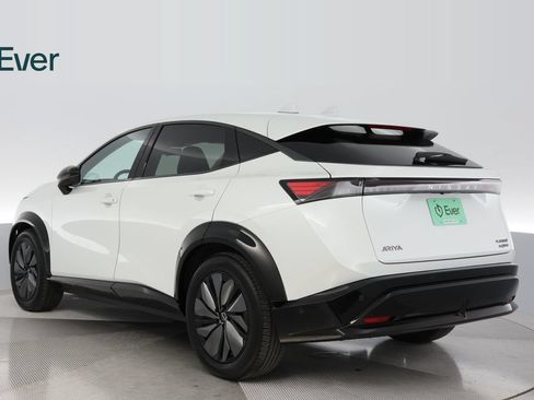 Used 2025 Nissan Ariya Platinum AWD/4WD image 14