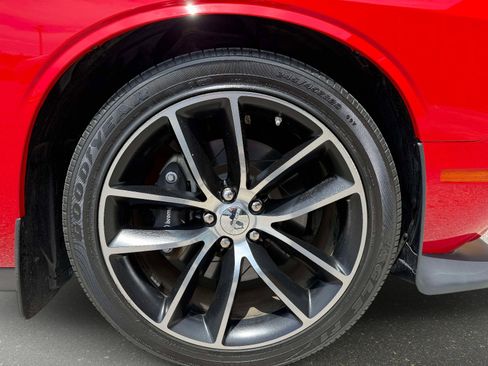 Used 2016 Dodge Challenger R/T Scat Pack RWD image 7
