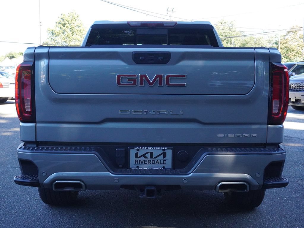 Used 2024 GMC Sierra 1500 Denali AWD/4WD image 16