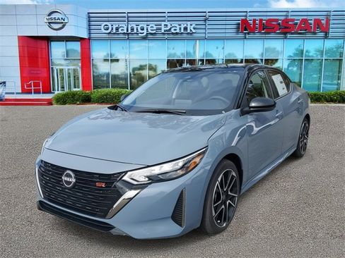 New 2025 Nissan Sentra SR w/ Trunk Package image 4