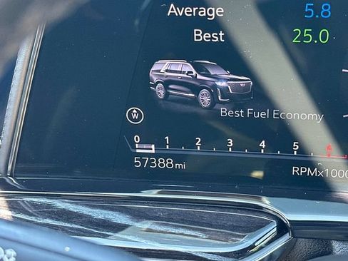 Used 2021 Cadillac Escalade Sport AWD/4WD image 22
