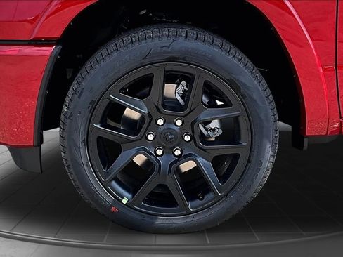 New 2026 RAM 1500 Laramie AWD/4WD image 11