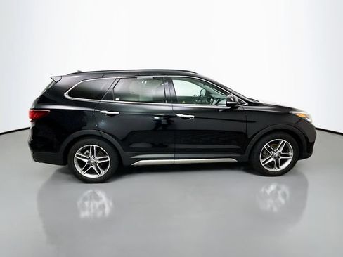 Used 2018 Hyundai Santa Fe Limited FWD image 9