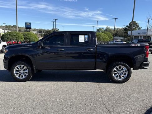 Used 2023 Chevrolet Silverado 1500 Custom image 6