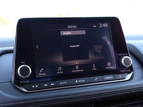 Certified 2025 Nissan Rogue SV AWD/4WD image 11