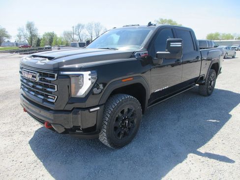 New 2026 GMC Sierra 2500 AT4 image 10