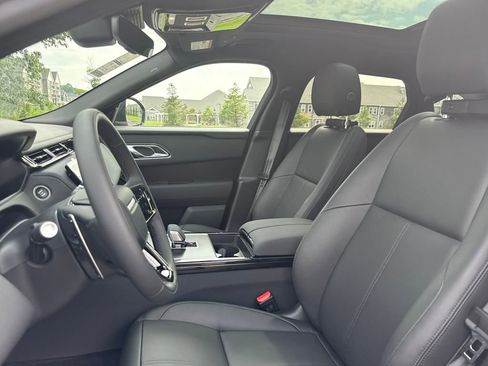 New 2026 Land Rover Range Rover Velar Dynamic SE AWD/4WD image 11