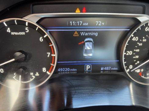Used 2024 Nissan Altima 2.5 SV FWD image 14