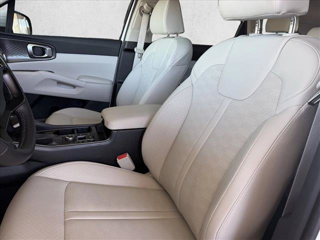 Used 2026 Kia Sorento EX AWD/4WD image 9