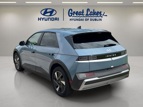 Certified 2026 Hyundai Ioniq 5 SEL RWD image 3