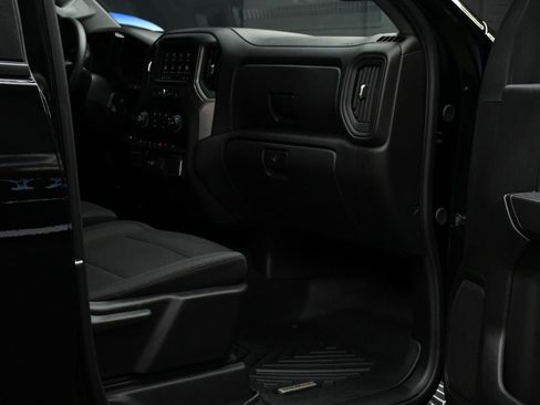 Used 2026 Chevrolet Silverado 2500 Custom w/ Custom Value Package AWD/4WD image 40