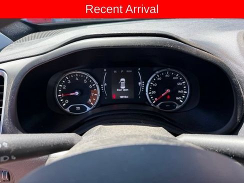 Used 2020 Jeep Renegade Sport FWD image 3