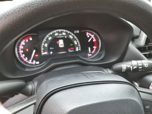 Used 2023 Toyota RAV4 XLE image 21