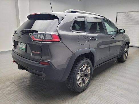 Used 2019 Jeep Cherokee Trailhawk w/ Cold Weather Group AWD/4WD image 9