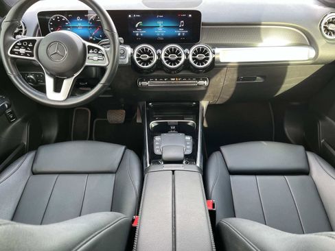 Certified 2021 Mercedes-Benz GLB 250 w/ Premium Package image 13