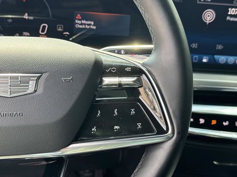 Certified 2024 Cadillac Lyriq Luxury AWD/4WD image 18