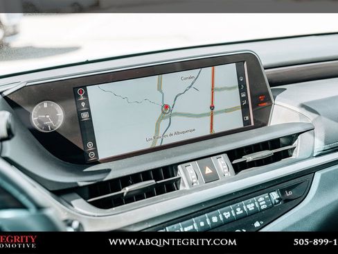 Used 2019 Lexus ES 350 w/ Premium Package FWD image 34