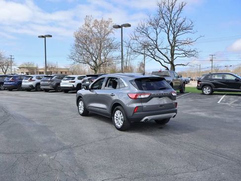 Used 2022 Ford Escape SE w/ Convenience Package image 5