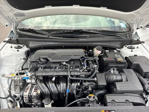 New 2026 Hyundai Elantra Sport FWD image 21