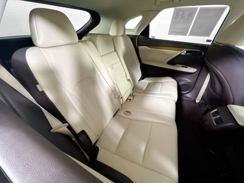 Used 2017 Lexus RX 450h w/ Cold Weather Package image 27