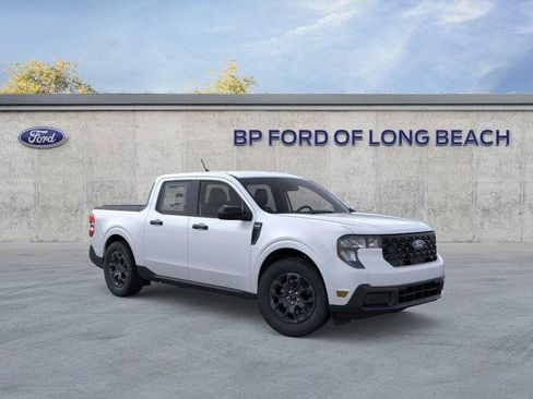 New 2025 Ford Maverick XLT w/ XLT Luxury Package image 7