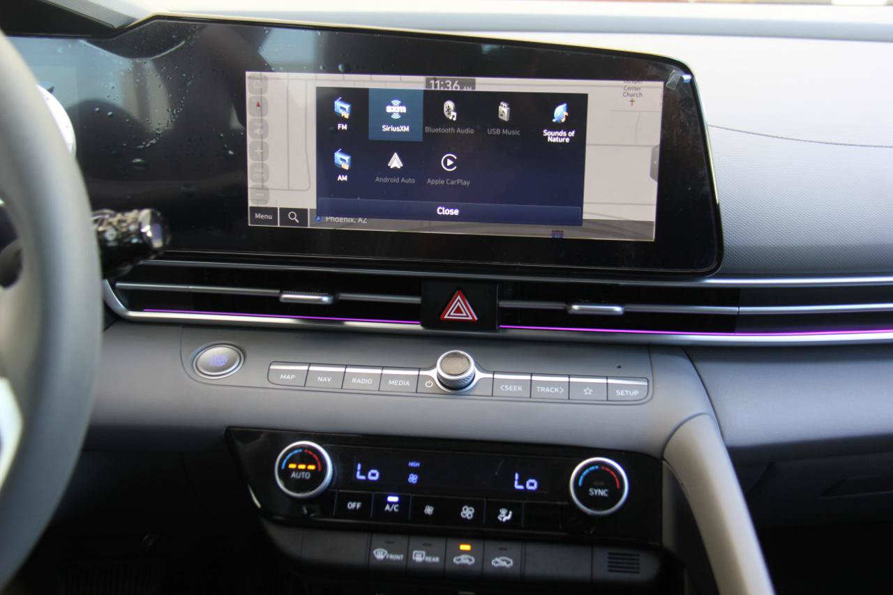 Used 2024 Hyundai Elantra SEL FWD image 23