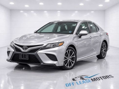 Used 2018 Toyota Camry SE w/ Protection Package (Q2) FWD image 1