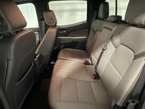 Used 2025 Chevrolet Colorado ZR2 w/ Technology Package image 20