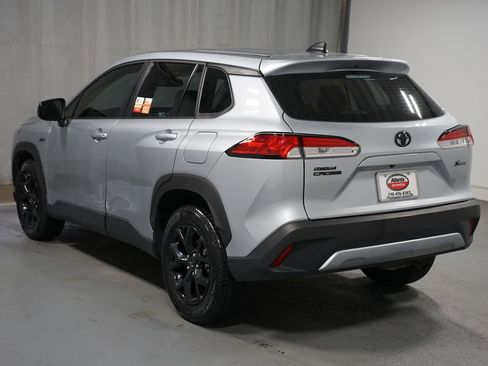 Certified 2025 Toyota Corolla Cross L image 6