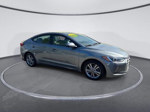 Used 2018 Hyundai Elantra Value Edition FWD image 5