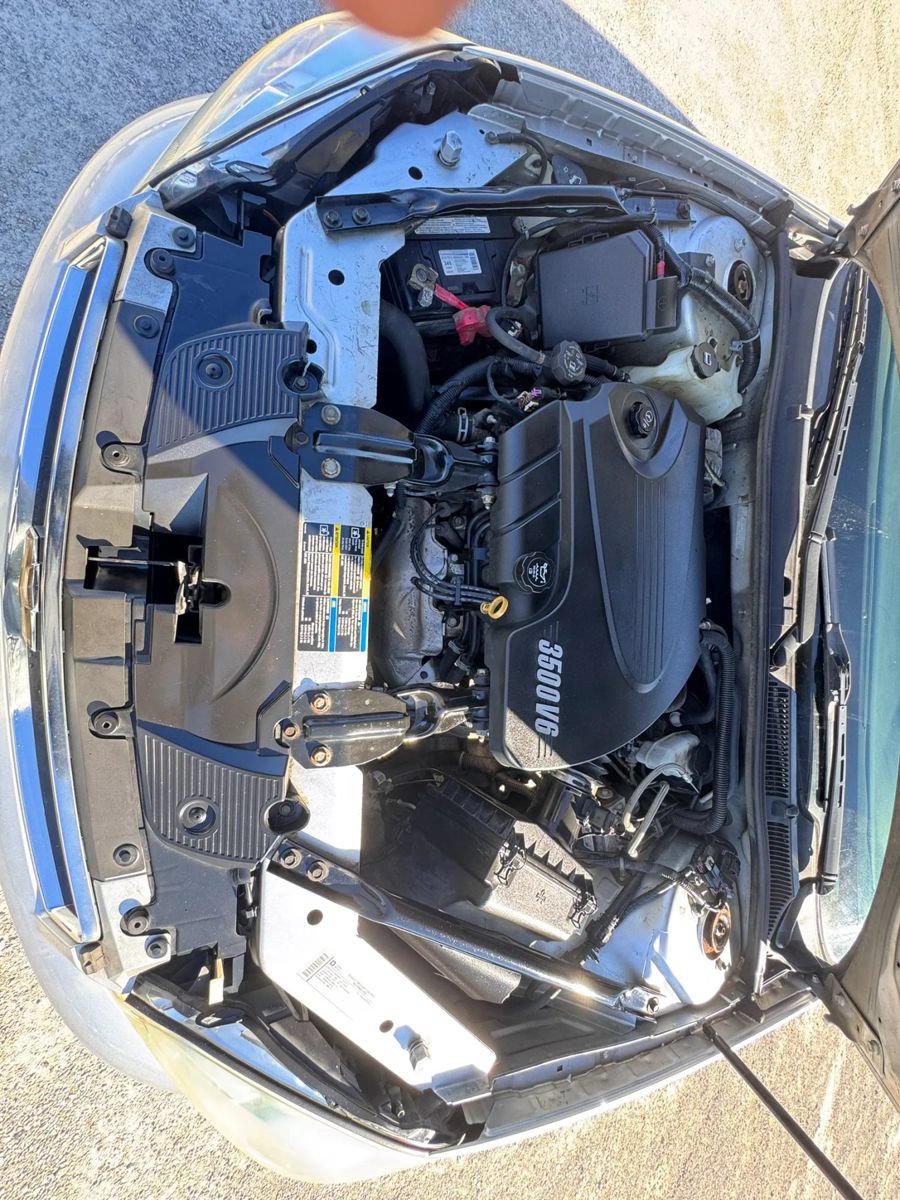 Used 2010 Chevrolet Impala LT FWD image 5
