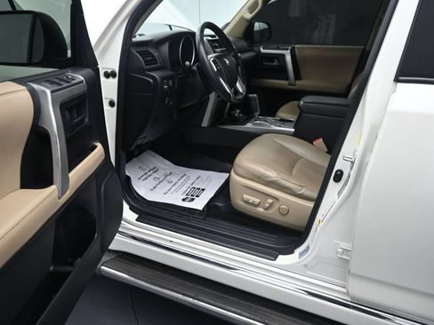 Used 2011 Toyota 4Runner Limited AWD/4WD image 15