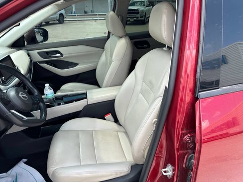 Used 2023 Nissan Rogue SL FWD image 11