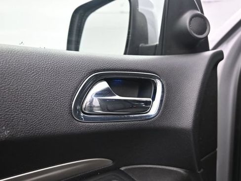 Used 2018 Dodge Durango SXT w/ Quick Order Package 2BB AWD/4WD image 14