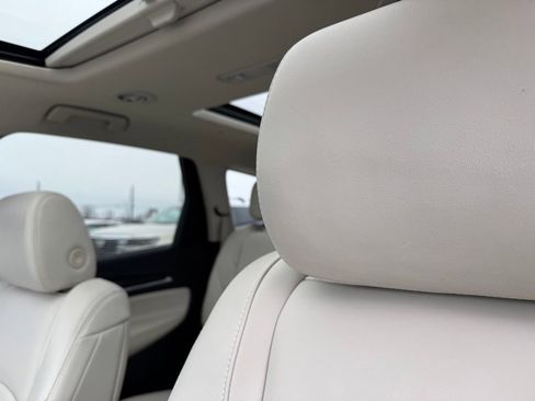 Used 2023 Buick Enclave Essence w/ Experience Buick Package image 26