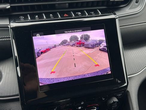 Used 2024 Jeep Grand Cherokee L Altitude AWD/4WD image 36