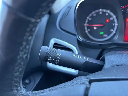 Used 2017 GMC Terrain SLE w/ Chrome Edition image 19