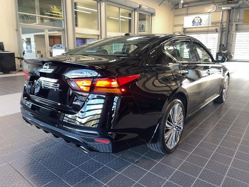 Used 2024 Nissan Altima 2.5 SL image 21