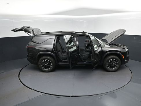 New 2026 Chevrolet Traverse Z71 w/ Driver Confidence Package image 52