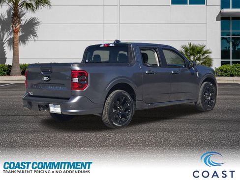 Used 2025 Ford Maverick Lobo AWD/4WD image 6