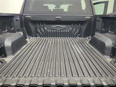 Used 2023 Chevrolet Silverado 1500 LT image 19