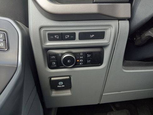 Used 2024 Ford F150 XLT w/ Equipment Group 302A MID image 26