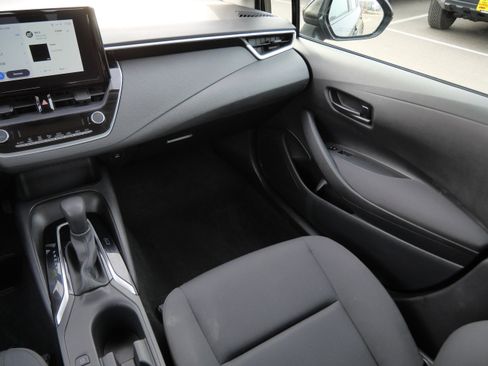 Certified 2024 Toyota Corolla LE image 12