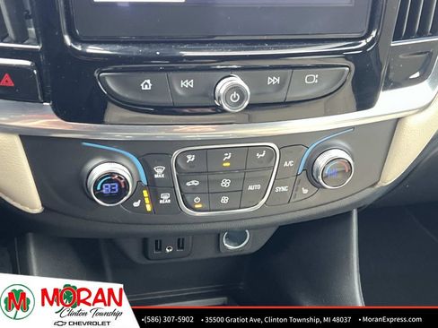 Certified 2023 Chevrolet Traverse LT image 24