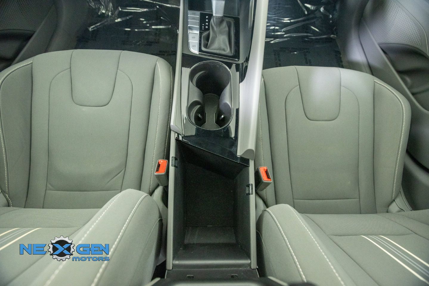 Used 2024 Hyundai Elantra SEL w/ Convenience Package FWD image 31